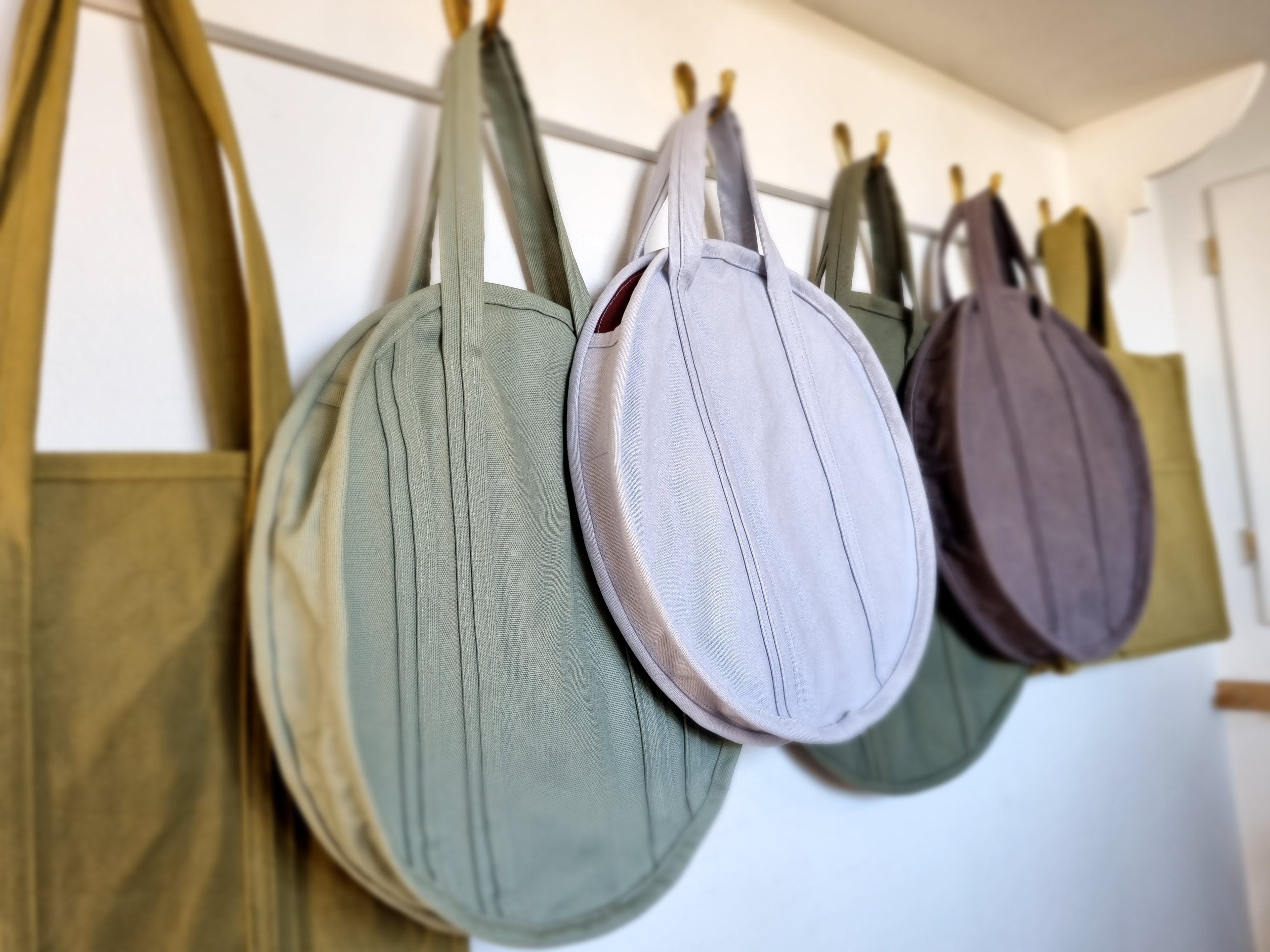 circolo bag small - sage green